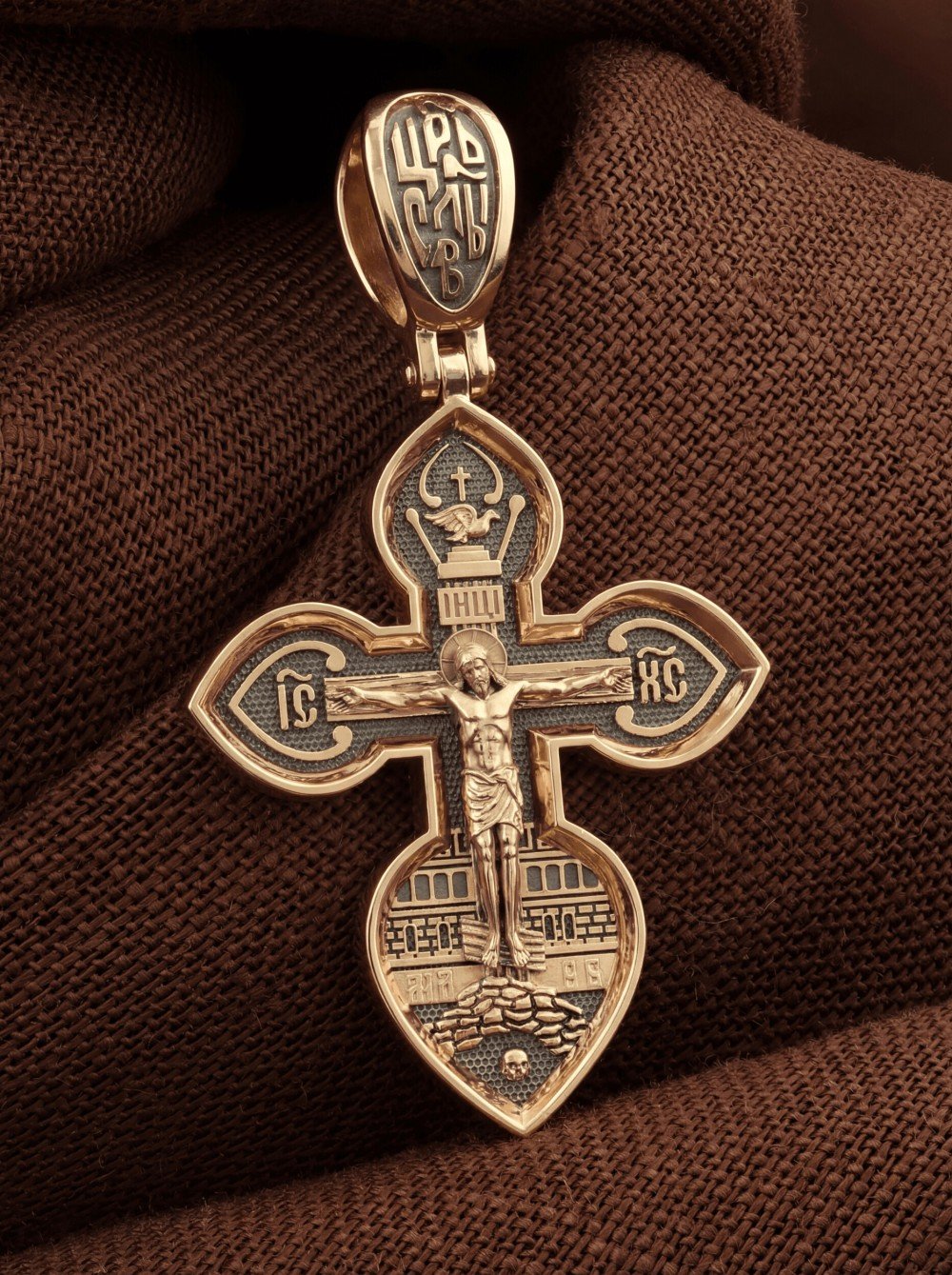 Крест из золота