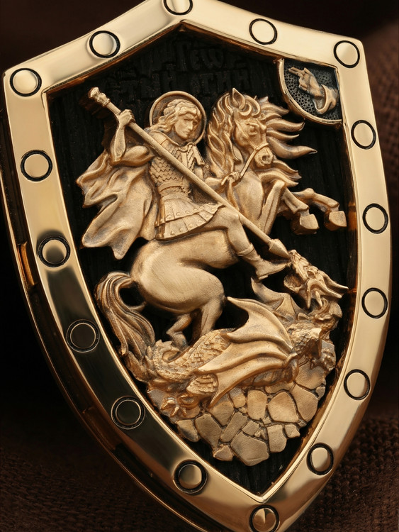 Образок из золота c эбеновым деревом